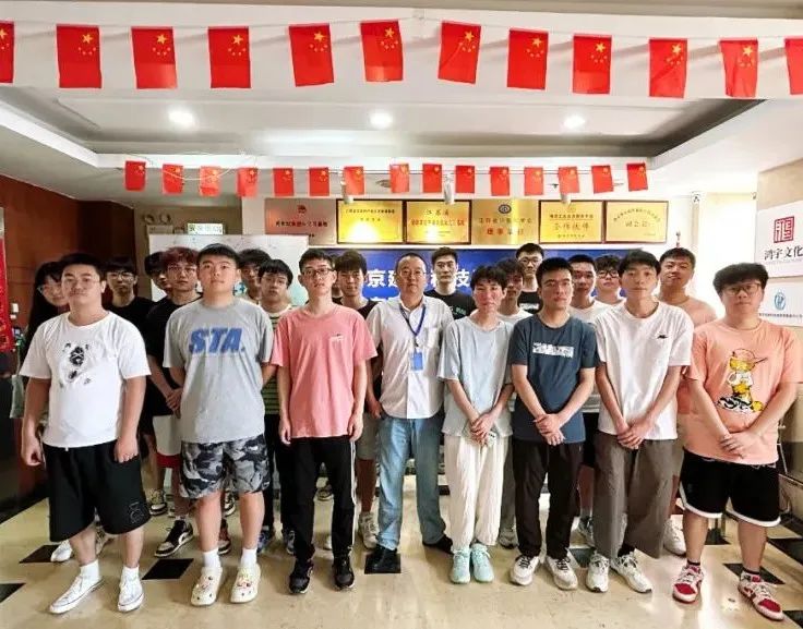 近期結(jié)班留影 | 百尺竿頭，更進(jìn)一步，加